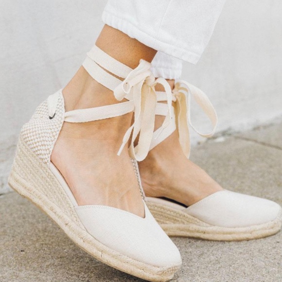 Soludos Lyon Wedge Cream Sz 6